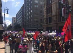 marchan contra el feminicidio en Ciudad México