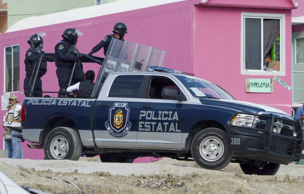 la policía estatal incumplen con la certificación