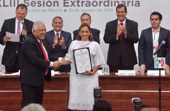 protesta como presidenta del PRI