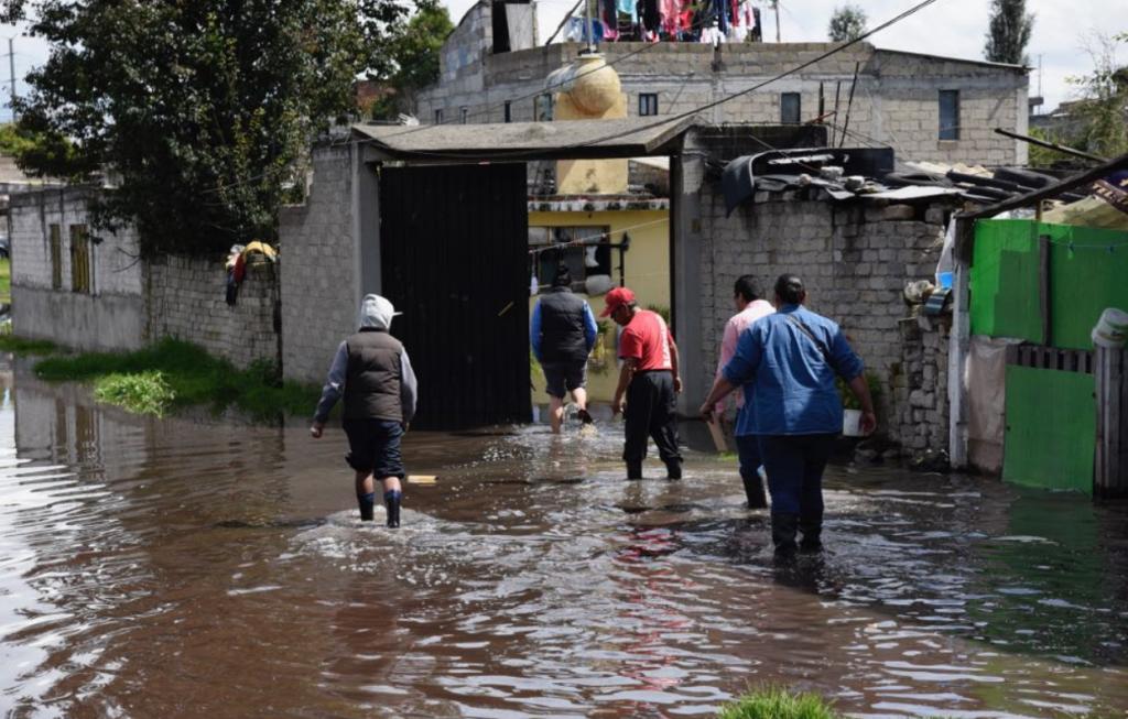 Inunda Río Lerma 50 casas en San Mateo Atenco