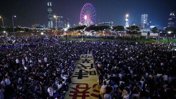 Hong Kong bajo protestas