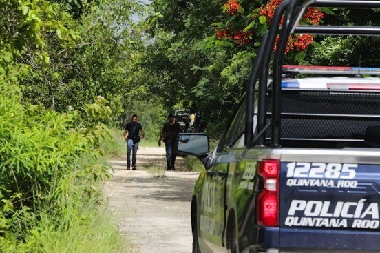 Hallan fosa clandestina en terreno baldío