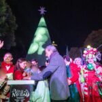 Lidera Chedraui el encendido del Árbol de Navidad en el Zócalo de la Ciudad de Puebla