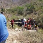 18 militantes de Morena mueren tras volcadura de autobús en Oaxaca