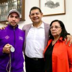 Duplica Gobierno de Puebla apoyo económico a medallistas del estado